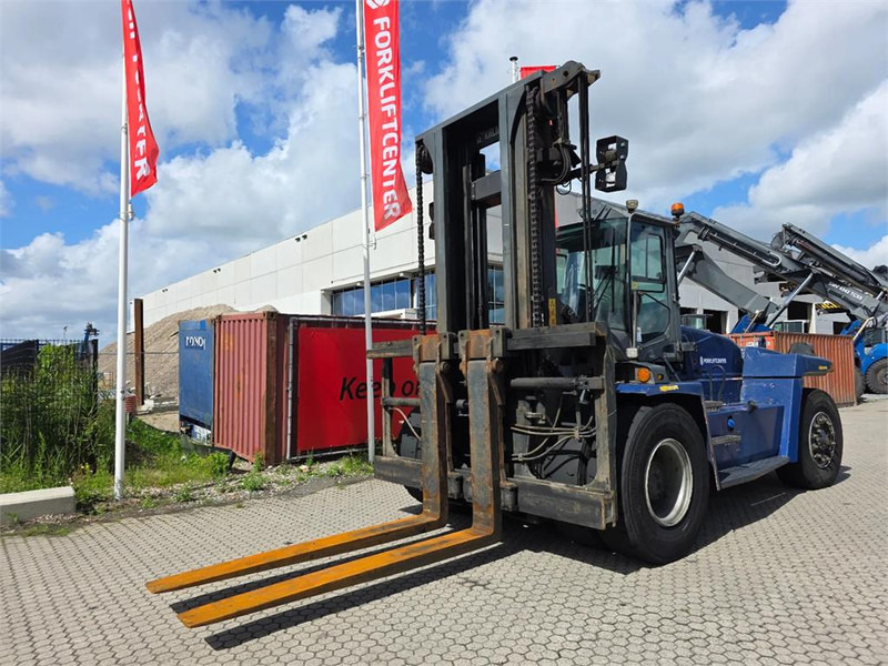 Kalmar DCG180-12 - رافعة شوكية ديزل: صورة 4 Kalmar DCG180-12 - رافعة شوكية ديزل: صورة 4