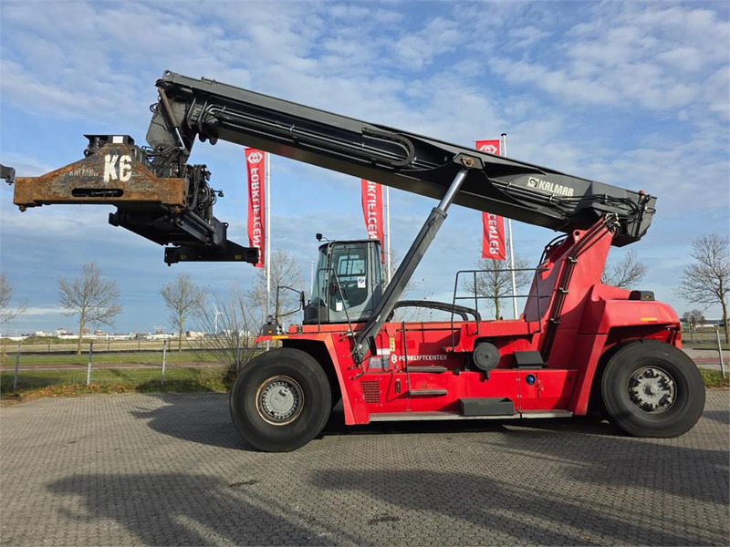 Kalmar DRG450-60S5 - آلة حمل الحاويات في الأماكن الصغيرة: صورة 2 Kalmar DRG450-60S5 - آلة حمل الحاويات في الأماكن الصغيرة: صورة 2