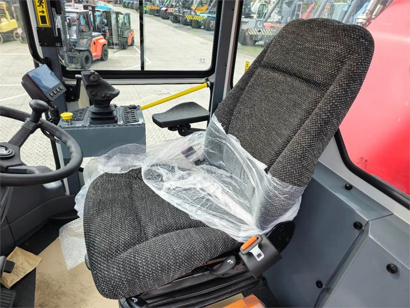 Kalmar DRU450-62S5 - آلة حمل الحاويات في الأماكن الصغيرة: صورة 4 Kalmar DRU450-62S5 - آلة حمل الحاويات في الأماكن الصغيرة: صورة 4