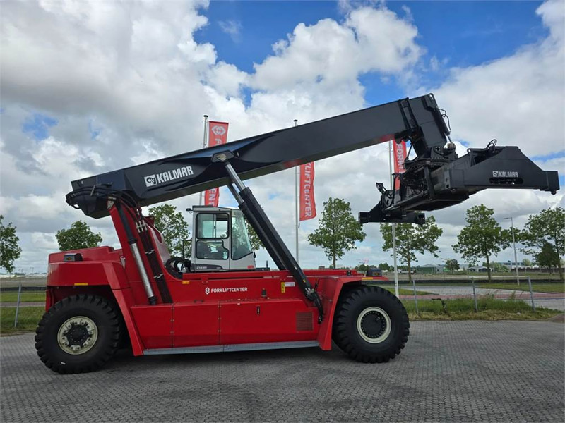 Kalmar DRU450-62S5 - آلة حمل الحاويات في الأماكن الصغيرة: صورة 1 Kalmar DRU450-62S5 - آلة حمل الحاويات في الأماكن الصغيرة: صورة 1