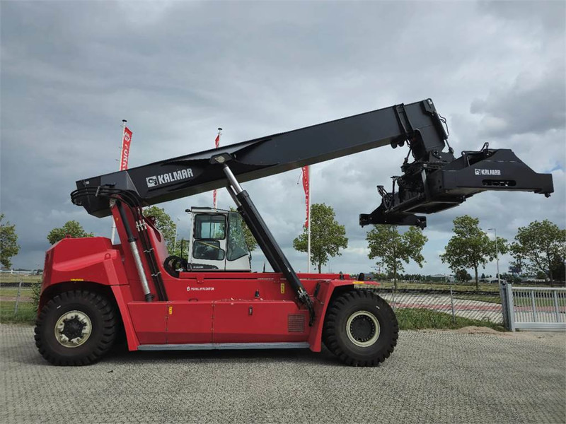 Kalmar DRU450-62S5 - آلة حمل الحاويات في الأماكن الصغيرة: صورة 1 Kalmar DRU450-62S5 - آلة حمل الحاويات في الأماكن الصغيرة: صورة 1