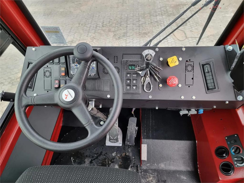 شاحنة نقل نصف مقطورة بالميناء Terberg YT220: صورة 10