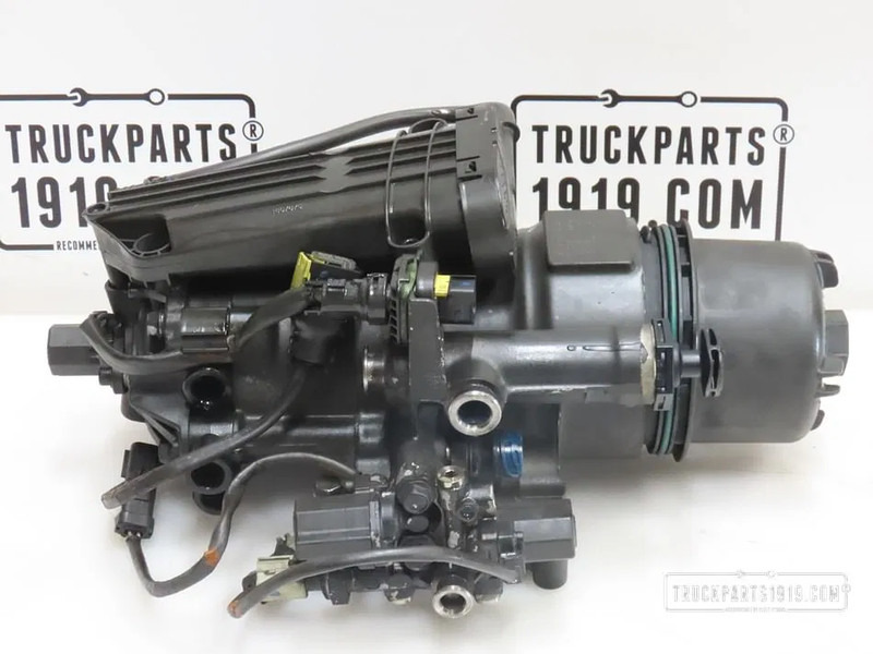 DAF 2418569 Brandstoffilterhuis DAF MX 11 - نظام الوقود - شاحنة توصيل مغلقة: صورة 1 DAF 2418569 Brandstoffilterhuis DAF MX 11 - نظام الوقود - شاحنة توصيل مغلقة: صورة 1