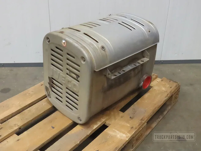 Iveco Exhaust System Katalysator Iveco - محول حفاز - شاحنة: صورة 1 Iveco Exhaust System Katalysator Iveco - محول حفاز - شاحنة: صورة 1