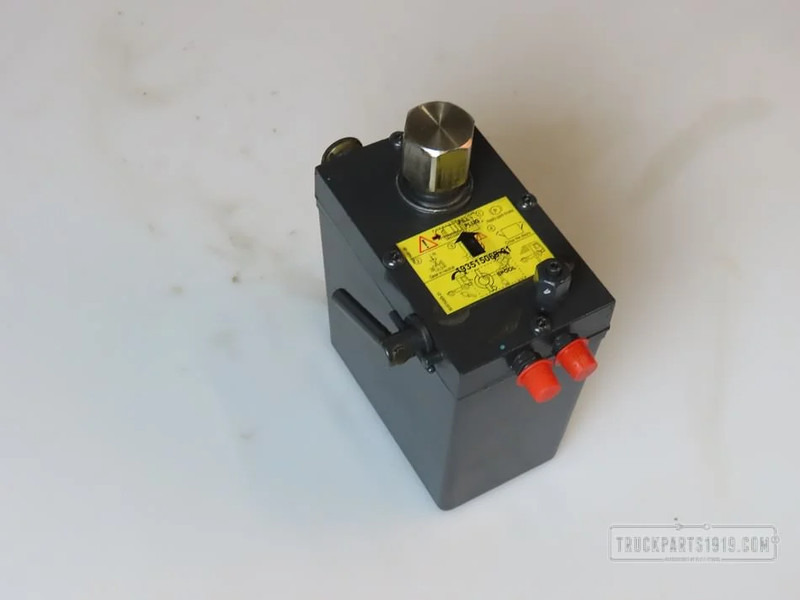 Iveco Hydraulic System Kantelpomp Iveco - أجهزة هيدروليكية - شاحنة: صورة 1 Iveco Hydraulic System Kantelpomp Iveco - أجهزة هيدروليكية - شاحنة: صورة 1
