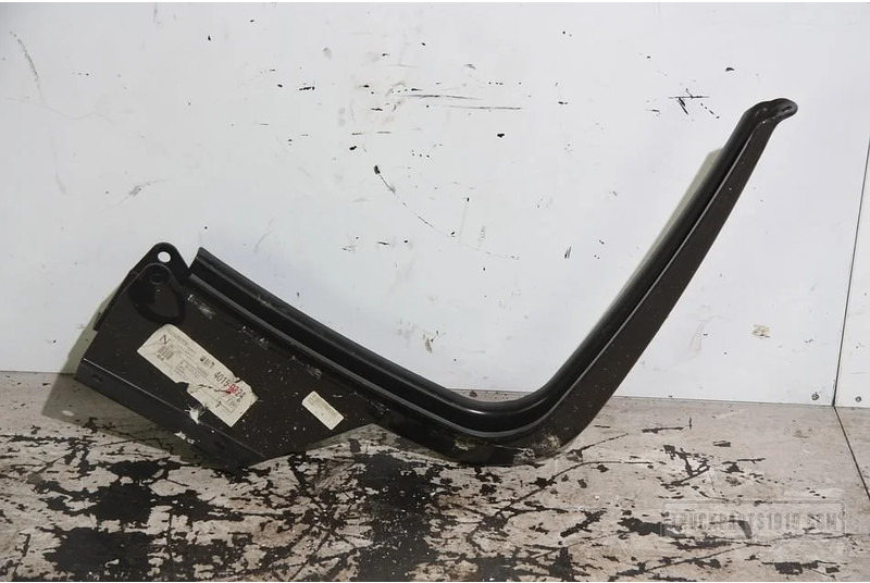 Mercedes-Benz Fuel System Tanksteun Mercedes - خزان الوقود - شاحنة: صورة 1 Mercedes-Benz Fuel System Tanksteun Mercedes - خزان الوقود - شاحنة: صورة 1