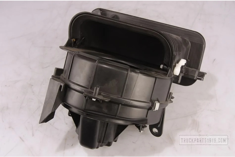 Mercedes-Benz Heating, Ventilation & AC Kachel ventilator MB Atego - الحرارة/ التهوية - شاحنة: صورة 1 Mercedes-Benz Heating, Ventilation & AC Kachel ventilator MB Atego - الحرارة/ التهوية - شاحنة: صورة 1