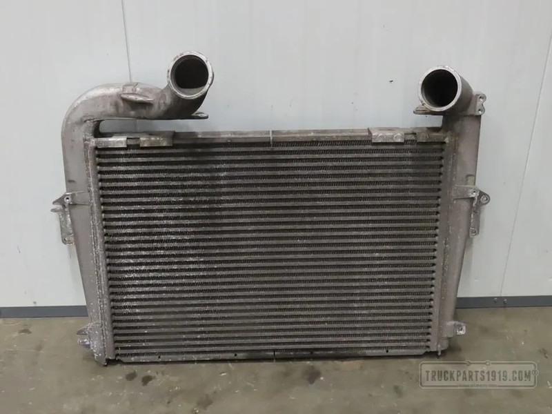 Scania Cooling System Interkoeler Scania P - مشعاع - شاحنة: صورة 1 Scania Cooling System Interkoeler Scania P - مشعاع - شاحنة: صورة 1