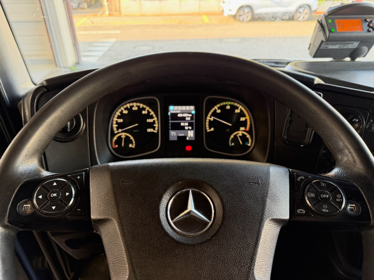 شاحنة ذات ستائر جانبية MERCEDES 1224 L: صورة 6