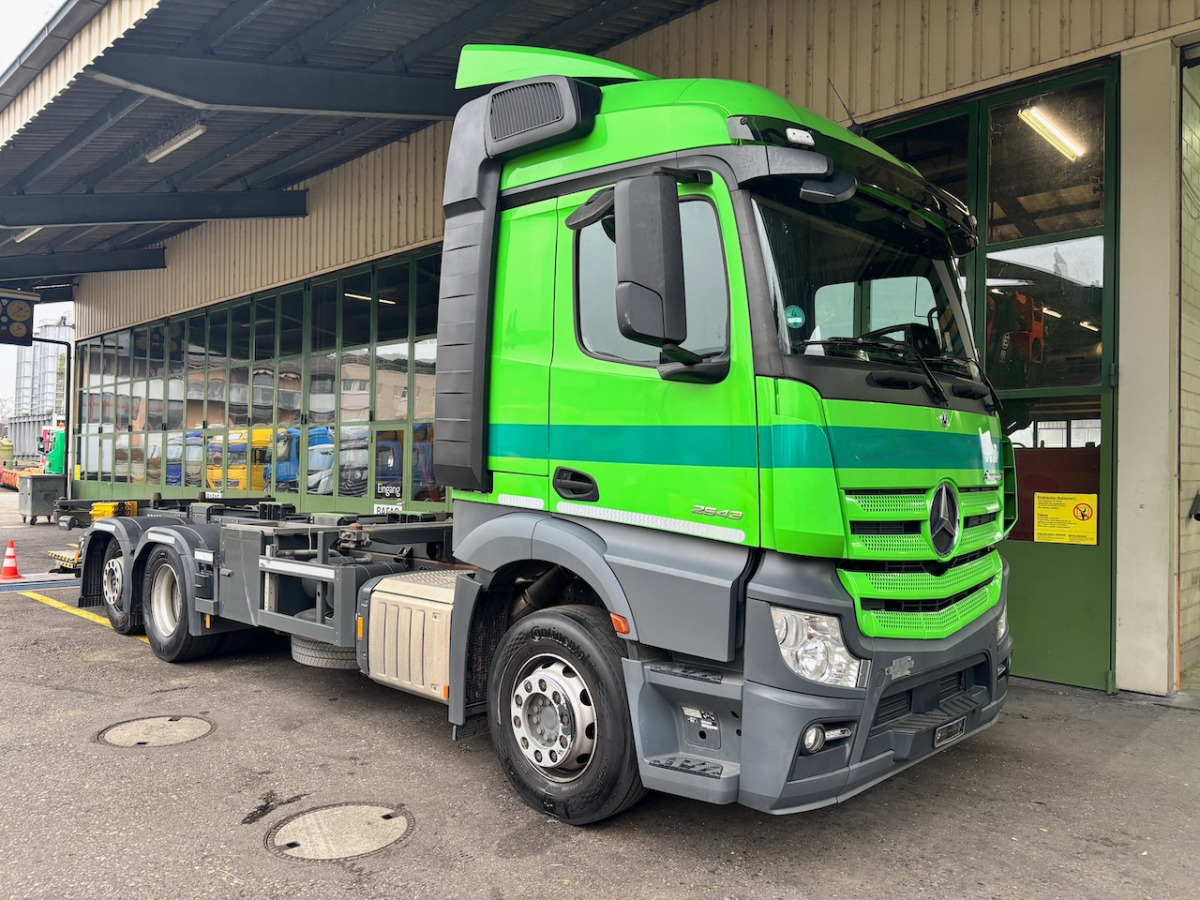 MERCEDES Actros 2543 6x2 Container Transport - آلات أخرى: صورة 1 MERCEDES Actros 2543 6x2 Container Transport - آلات أخرى: صورة 1