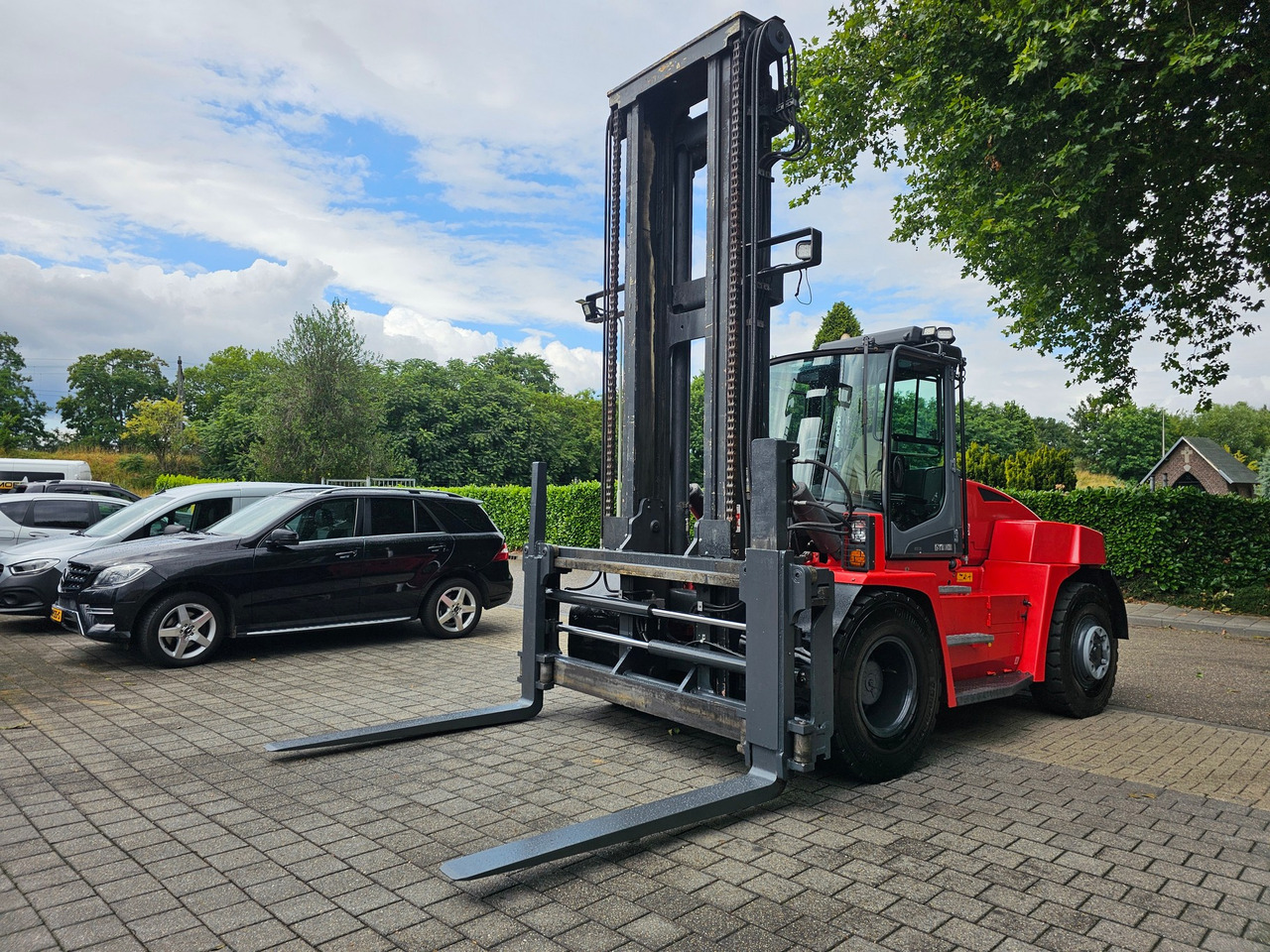 Kalmar DCG 120-6 Diesel - رافعة شوكية: صورة 3 Kalmar DCG 120-6 Diesel - رافعة شوكية: صورة 3