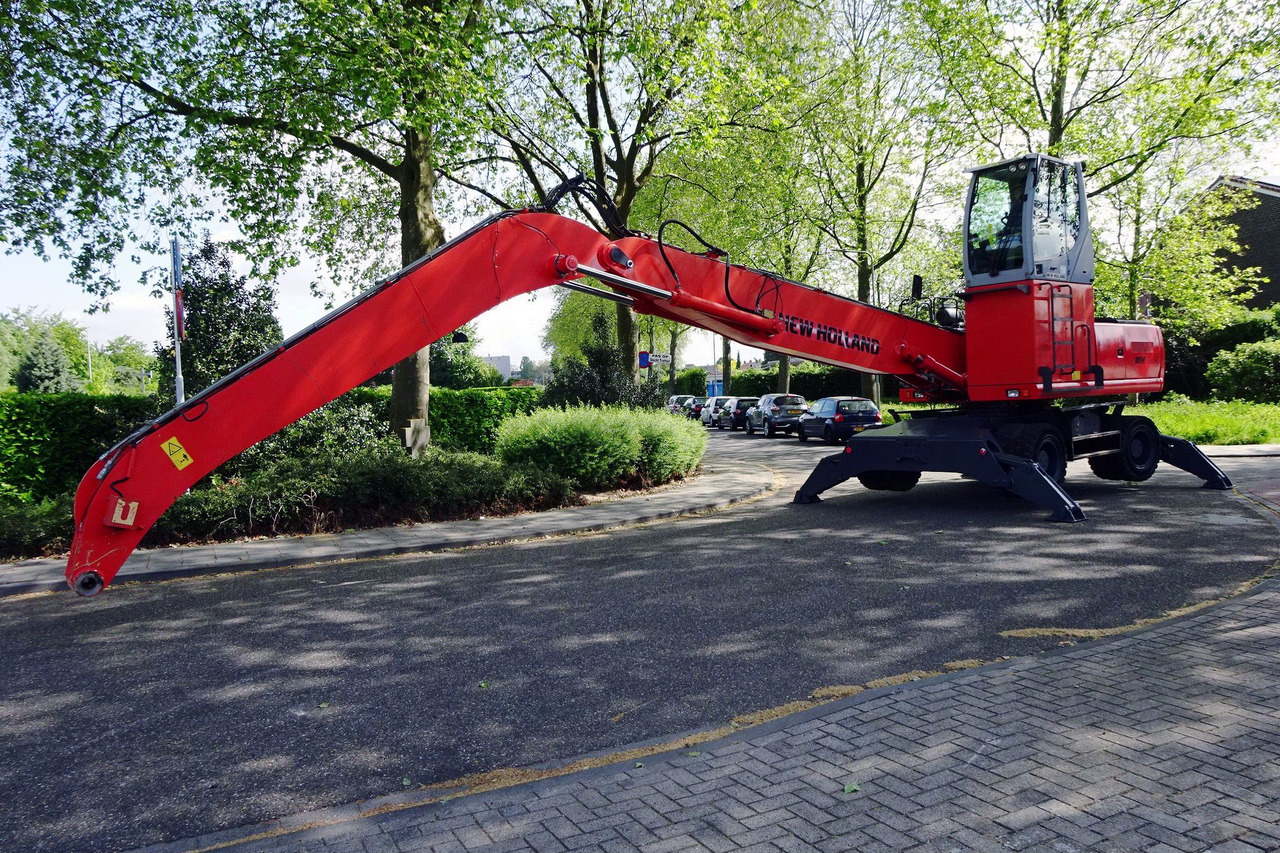 New Holland MH 6.6 Materialhandler With Magnet System - آلة التعامل مع النفايات: صورة 2 New Holland MH 6.6 Materialhandler With Magnet System - آلة التعامل مع النفايات: صورة 2