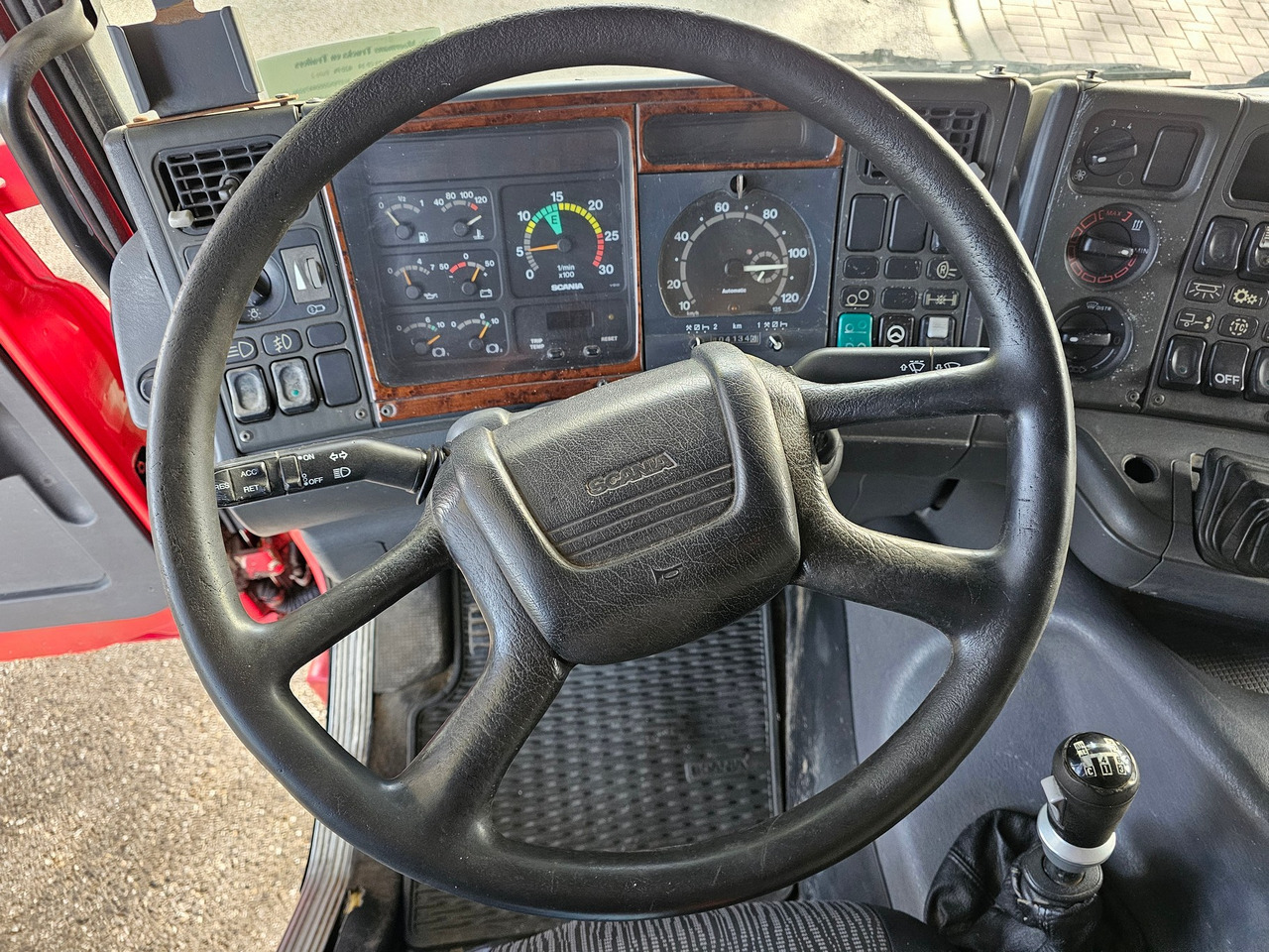 Scania P 124G 420 6x2*4 Chassis - شاحنة بهيكل معدني للمقصورة: صورة 5 Scania P 124G 420 6x2*4 Chassis - شاحنة بهيكل معدني للمقصورة: صورة 5