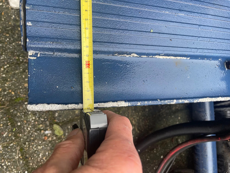 Kässbohrer 1500 KG Laadklep. Gebruikt - نصف مقطورة بصندوق مغلق: صورة 4 Kässbohrer 1500 KG Laadklep. Gebruikt - نصف مقطورة بصندوق مغلق: صورة 4