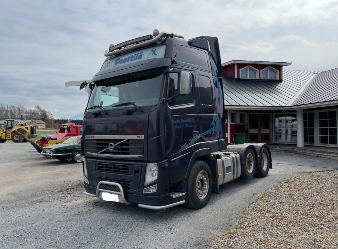 Volvo FH13 480 - مقطورة السحب: صورة 2 Volvo FH13 480 - مقطورة السحب: صورة 2