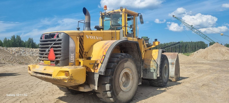 Volvo L220E - اللودر بعجل: صورة 2 Volvo L220E - اللودر بعجل: صورة 2