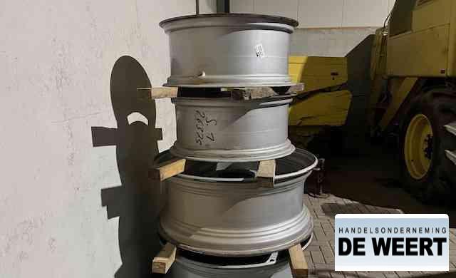 Diversen velgen 38" , voor john deere , case - الإطارات والجنوط - آلات زراعية: صورة 5 Diversen velgen 38" , voor john deere , case - الإطارات والجنوط - آلات زراعية: صورة 5