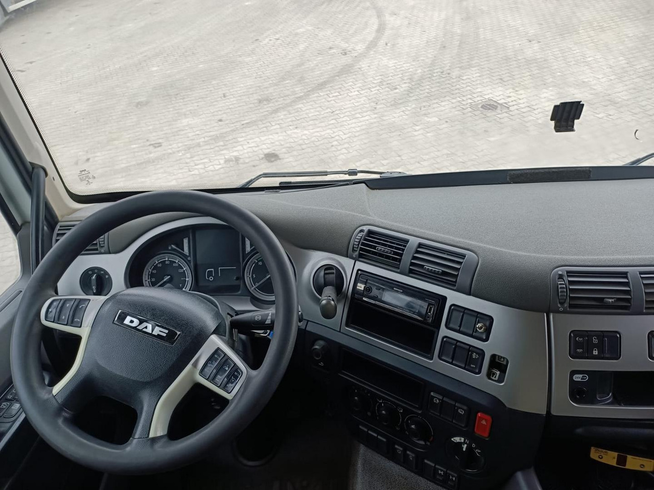 شاحنة قلاب DAF CF510: صورة 9 شاحنة قلاب DAF CF510: صورة 9