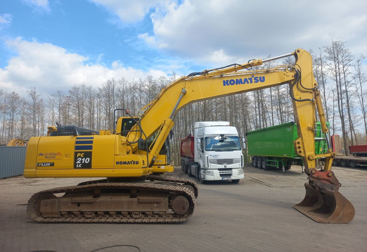 Komatsu Komatsu PC 210LC-10 - حفار زاحف: صورة 2 Komatsu Komatsu PC 210LC-10 - حفار زاحف: صورة 2