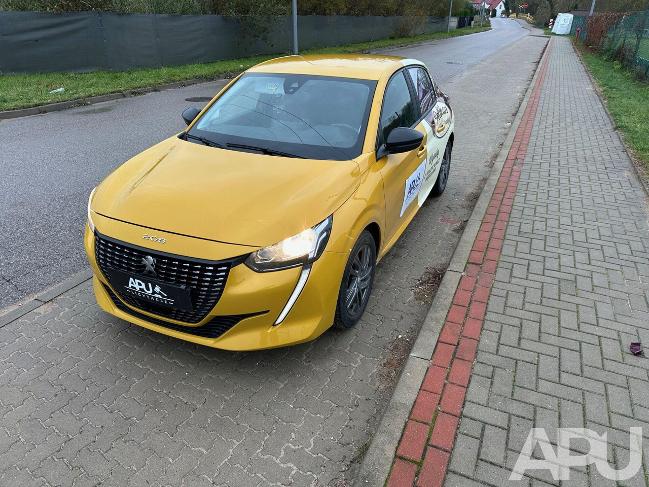 PEUGEOT 208 1,2 VAN - سيارة: صورة 3 PEUGEOT 208 1,2 VAN - سيارة: صورة 3