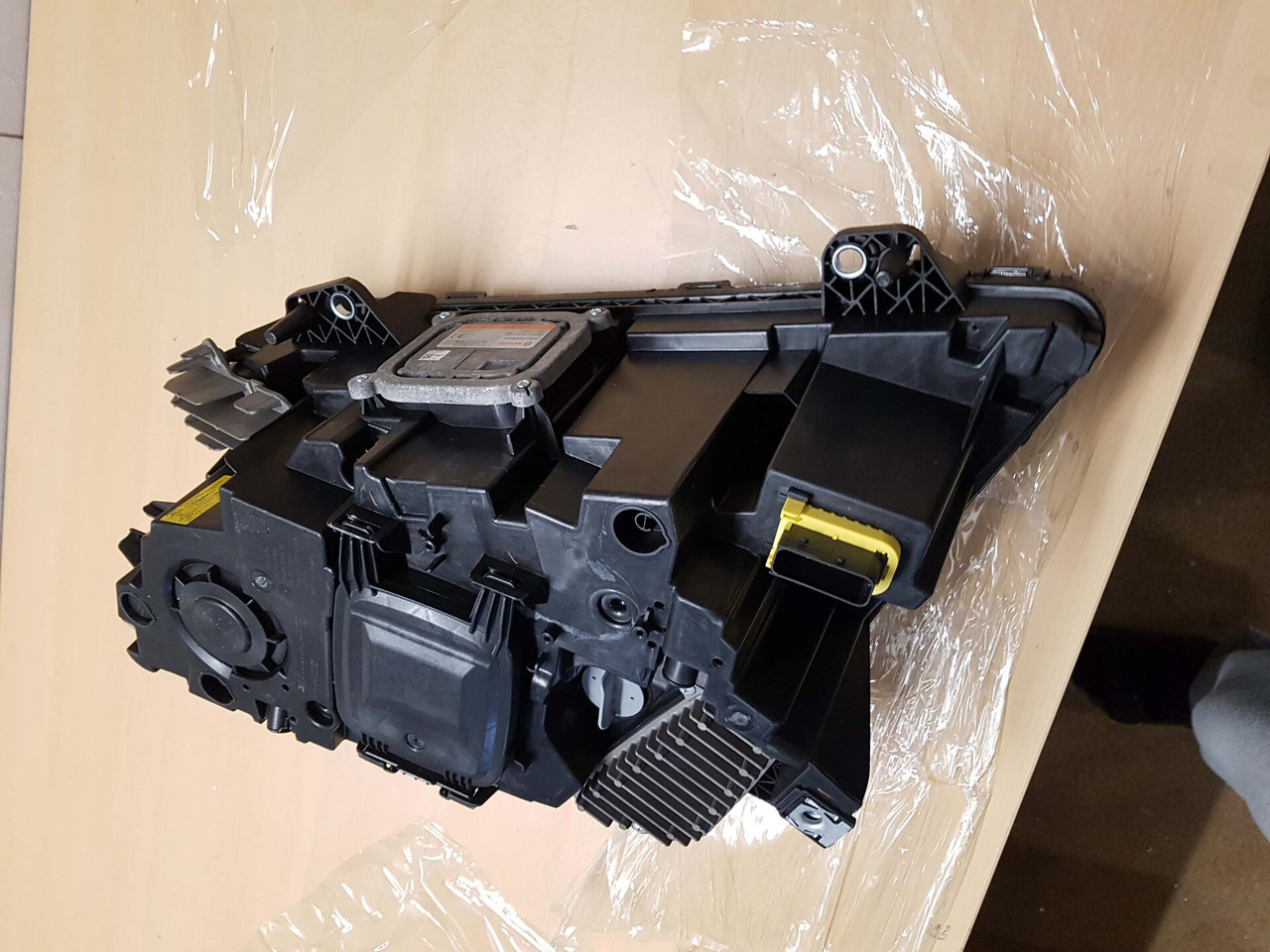 COMPLETE SET VOOR VOLVO FH4 (FH16 LOOK) DEPO XENON KOPLAMPEN + MISTLAMPEN LINKS EN RECHTS. 000126 - مصابيح الضباب - شاحنة: صورة 4 COMPLETE SET VOOR VOLVO FH4 (FH16 LOOK) DEPO XENON KOPLAMPEN + MISTLAMPEN LINKS EN RECHTS. 000126 - مصابيح الضباب - شاحنة: صورة 4