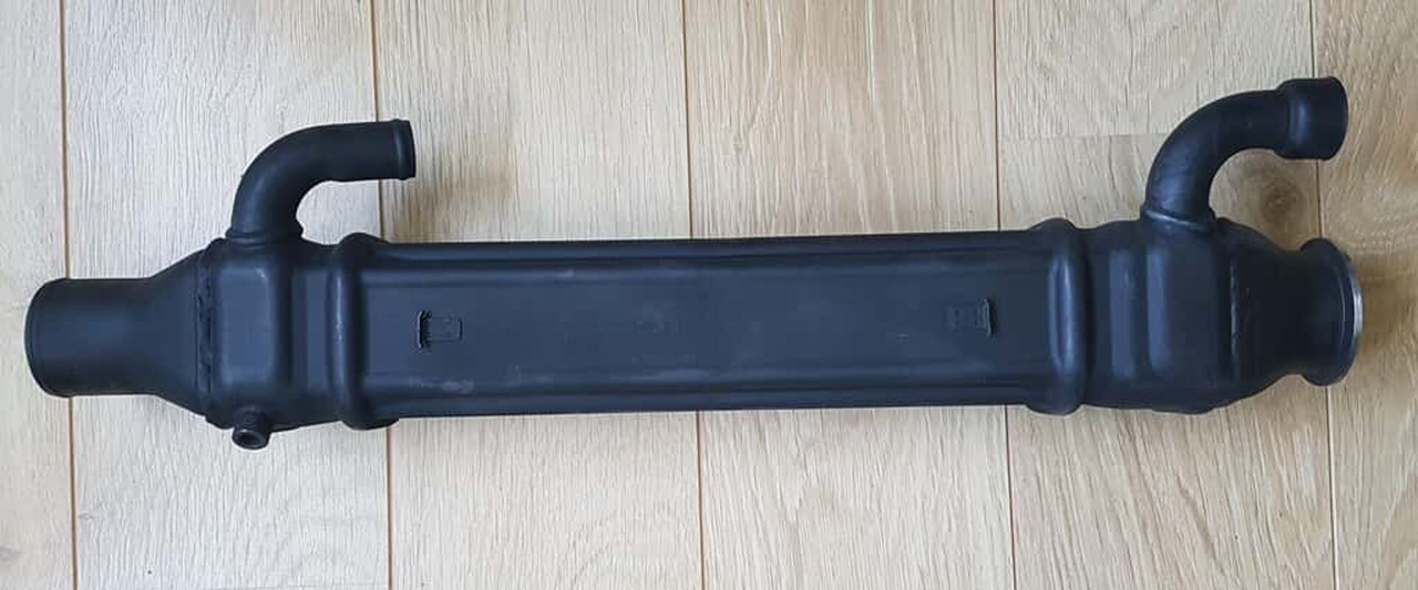 Scania euro 6 EGR RECIRCULATOR 2074600R + €300 STATIEGELD - مبرد EGR - شاحنة: صورة 1 Scania euro 6 EGR RECIRCULATOR 2074600R + €300 STATIEGELD - مبرد EGR - شاحنة: صورة 1