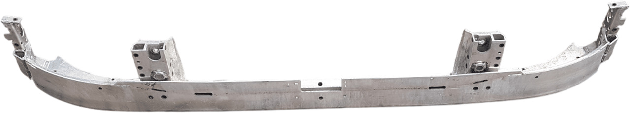 VOLVO FH4/FH5-FM4/FM5 BUMPERBALK ALUMINIUM | GEBRUIKT | 82491838 - مصد - شاحنة: صورة 1 VOLVO FH4/FH5-FM4/FM5 BUMPERBALK ALUMINIUM | GEBRUIKT | 82491838 - مصد - شاحنة: صورة 1