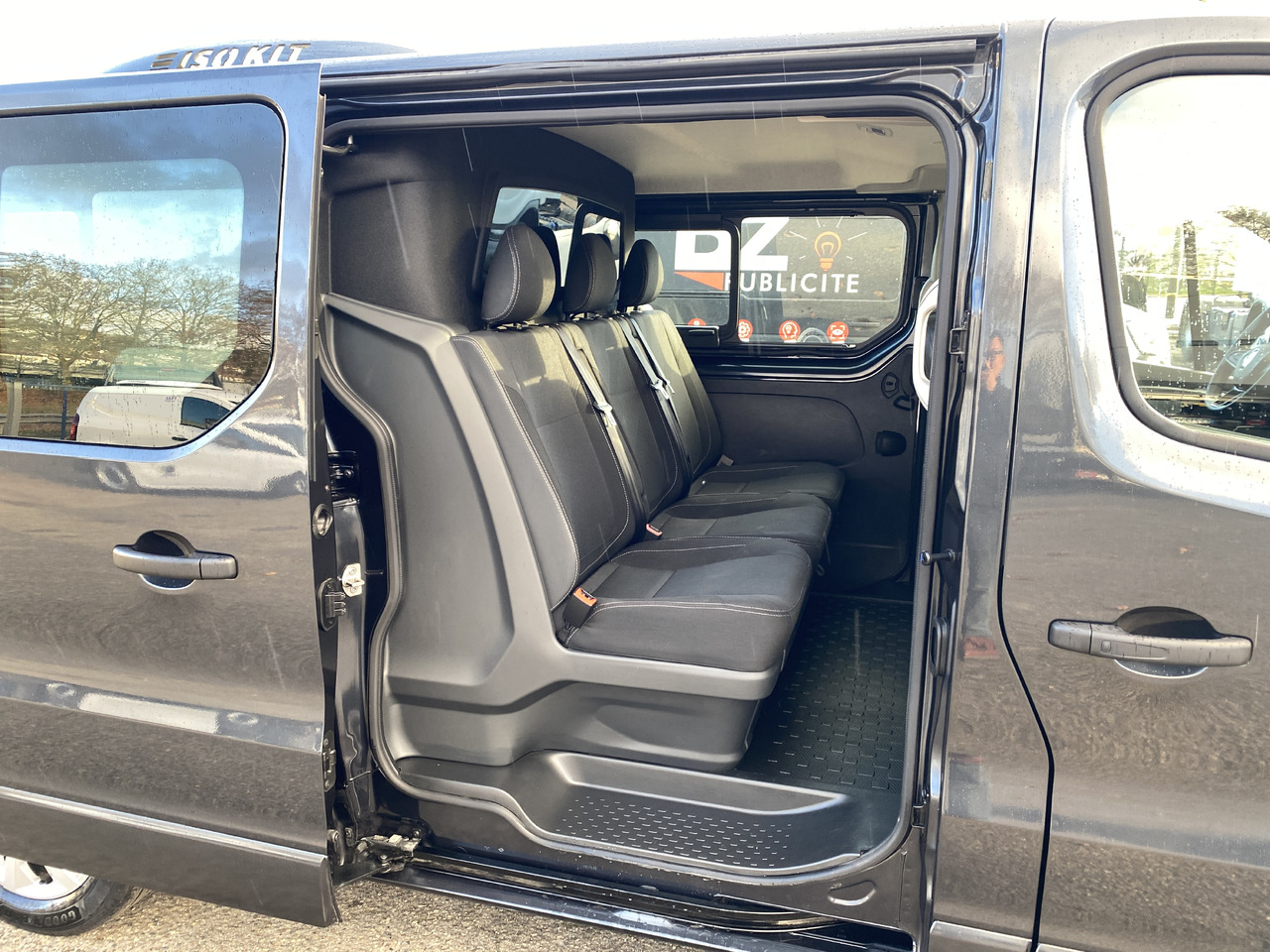 Renault Trafic trafic - شاحنة توصيل مبردة, الشاحنات الصغيرة كابينة مزدوجة: صورة 4 Renault Trafic trafic - شاحنة توصيل مبردة, الشاحنات الصغيرة كابينة مزدوجة: صورة 4