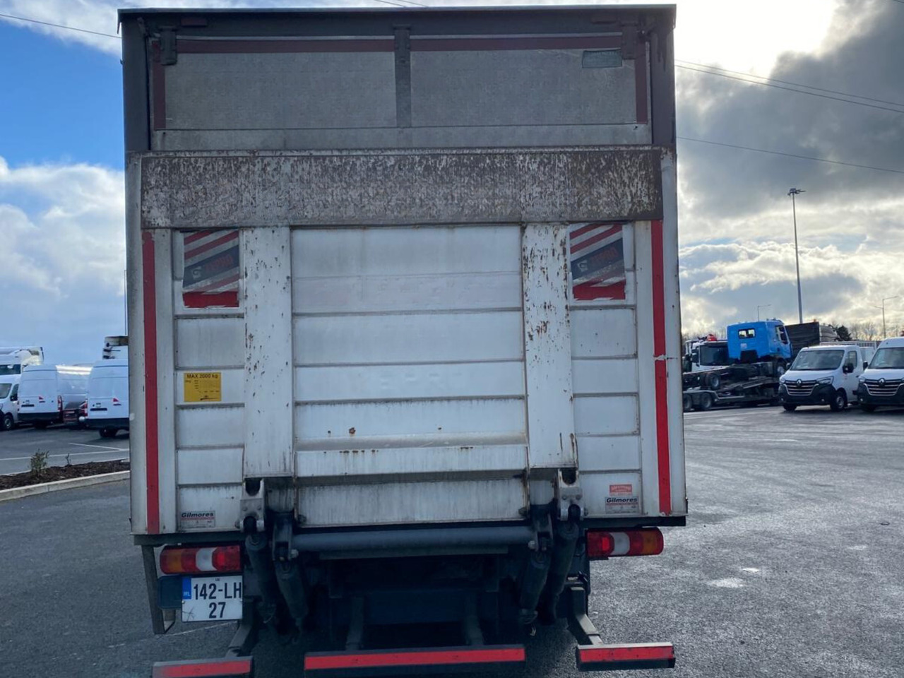 شاحنة صندوقية 2014 Mercedes Atego 1524: صورة 6