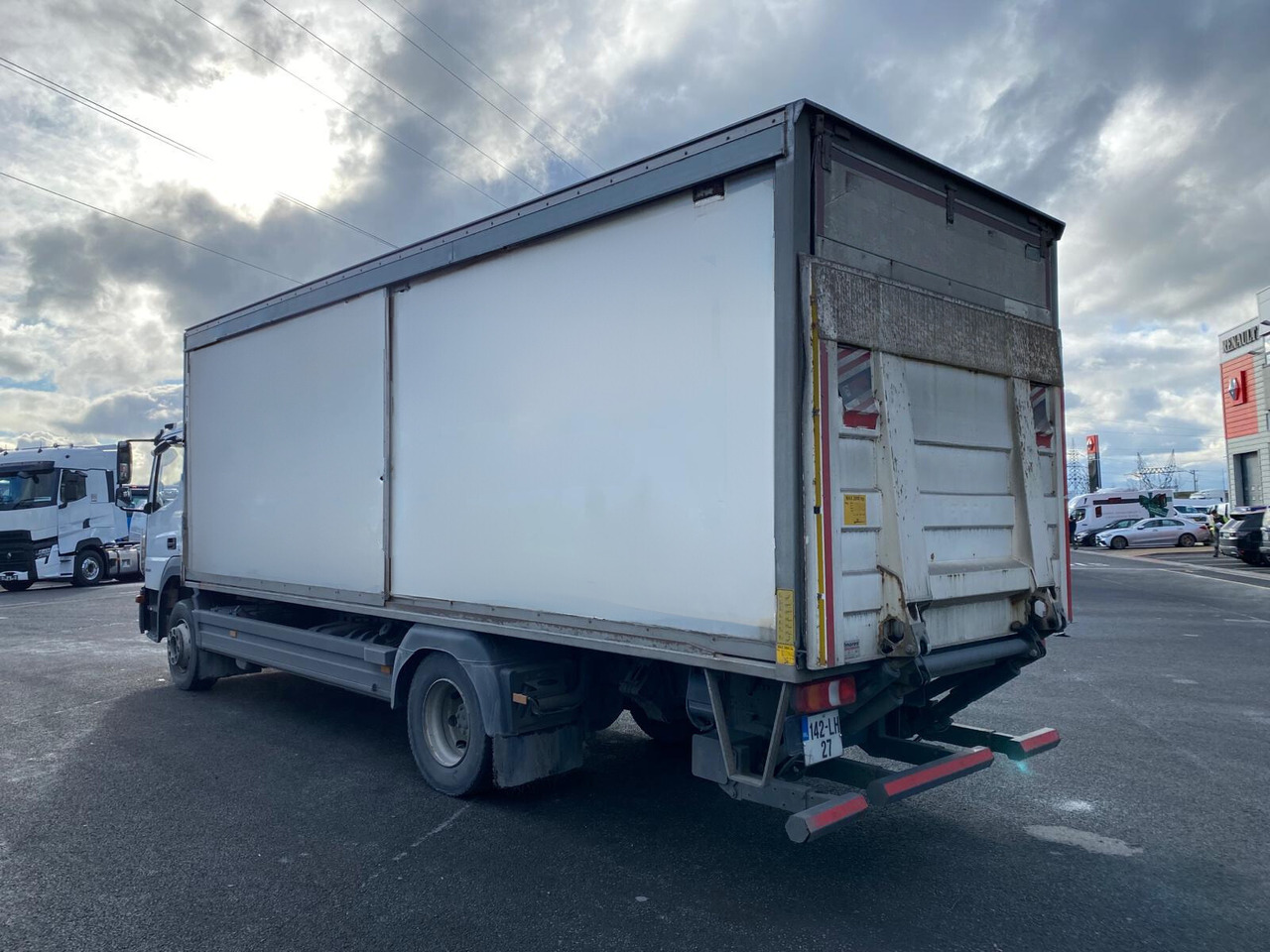 2014 Mercedes Atego 1524 - شاحنة صندوقية: صورة 5 2014 Mercedes Atego 1524 - شاحنة صندوقية: صورة 5