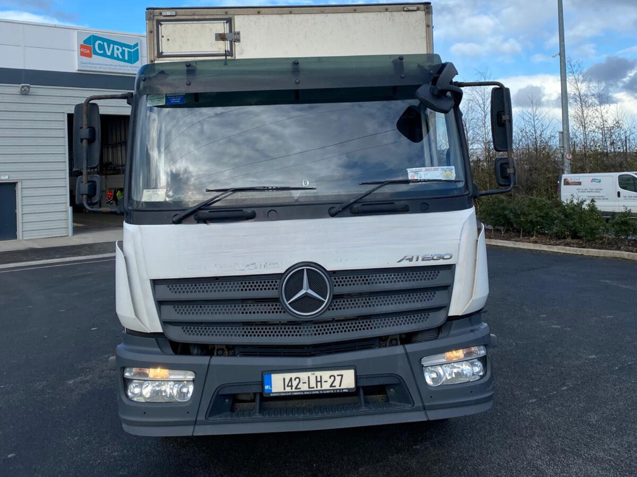 2014 Mercedes Atego 1524 - شاحنة صندوقية: صورة 2 2014 Mercedes Atego 1524 - شاحنة صندوقية: صورة 2