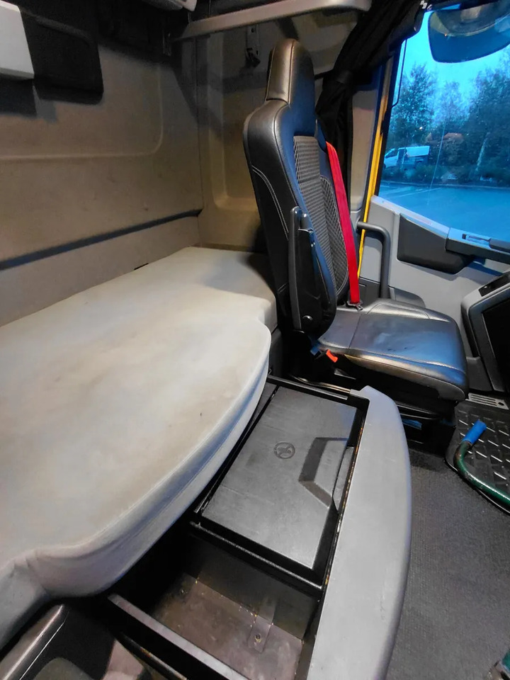 2019 Renault T-High 520 - رأس تريلا: صورة 4 2019 Renault T-High 520 - رأس تريلا: صورة 4