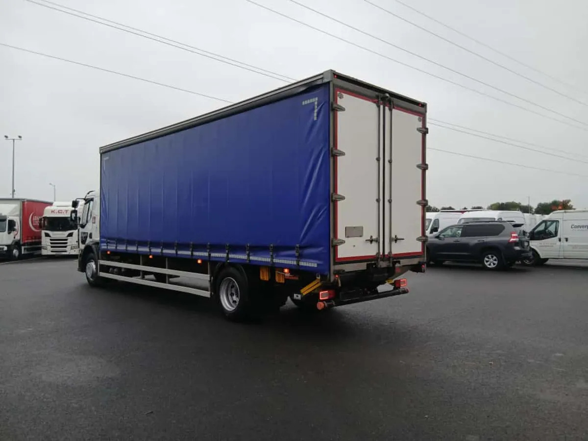 2020 Renault D18 Wide Curtainsider - شاحنة ذات ستائر جانبية: صورة 5 2020 Renault D18 Wide Curtainsider - شاحنة ذات ستائر جانبية: صورة 5