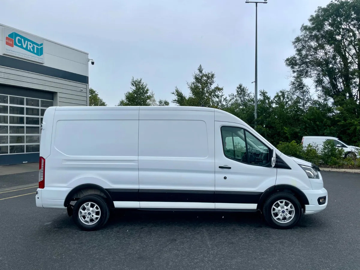 2021 FORD TRANSIT 350L LIMITED LWB - فان: صورة 4 2021 FORD TRANSIT 350L LIMITED LWB - فان: صورة 4