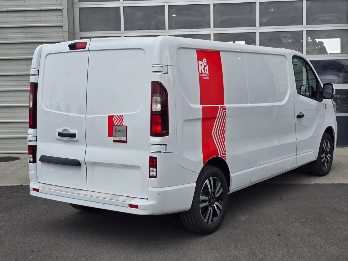 2025 Renault Trafic Exclusive 150BHP Auto - فان: صورة 4 2025 Renault Trafic Exclusive 150BHP Auto - فان: صورة 4