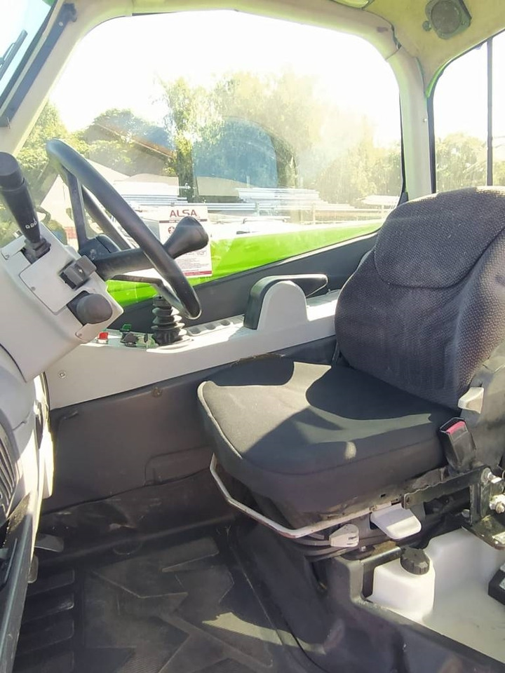 Merlo 32.6 - آلة رفع ونقل تلسكوبية: صورة 4 Merlo 32.6 - آلة رفع ونقل تلسكوبية: صورة 4