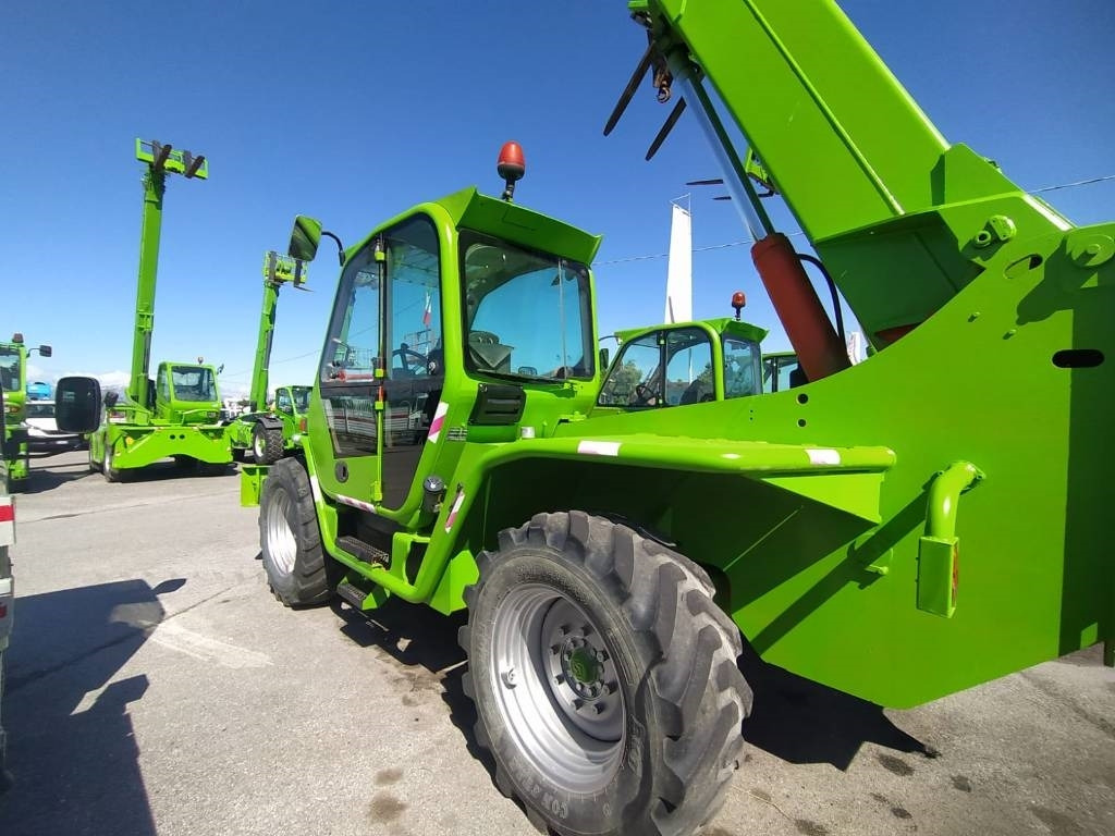 آلة رفع ونقل تلسكوبية Merlo 40.16: صورة 12 آلة رفع ونقل تلسكوبية Merlo 40.16: صورة 12