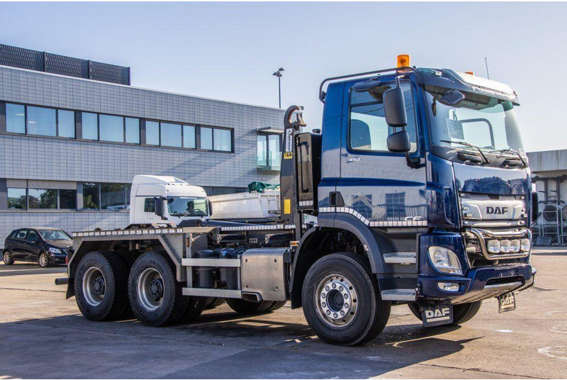 DAF CF 450 - شاحنة برافعة خطافية: صورة 3 DAF CF 450 - شاحنة برافعة خطافية: صورة 3