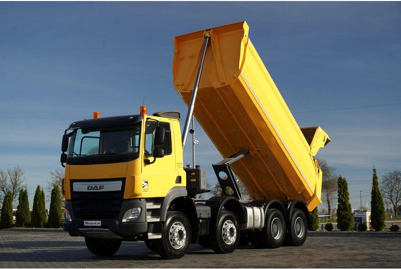 DAF CF 85.410 / 8x4 / WYWROTKA TYLNOZSYPOWA / HYDROKLAPA / OPONY 1 - شاحنة قلاب: صورة 4 DAF CF 85.410 / 8x4 / WYWROTKA TYLNOZSYPOWA / HYDROKLAPA / OPONY 1 - شاحنة قلاب: صورة 4