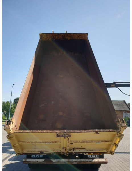 DAF CF GINAF X3335 S 6x6 DUMP TRUCK+HDS ATLAS 1460 HYDROBORD - شاحنة قلاب, شاحنة كرين: صورة 4 DAF CF GINAF X3335 S 6x6 DUMP TRUCK+HDS ATLAS 1460 HYDROBORD - شاحنة قلاب, شاحنة كرين: صورة 4