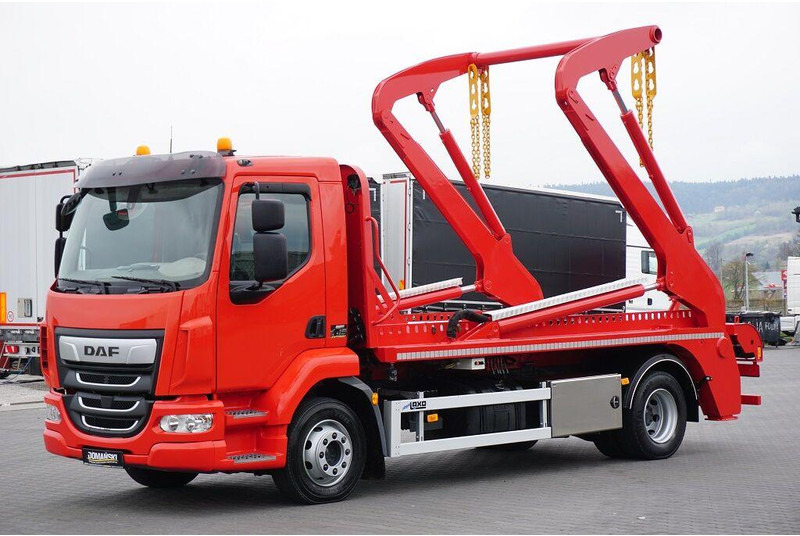 DAF LF / 290 / ACC / EURO 6 / BRAMOWIEC / DMC 14 000 KG - شاحنة لودر انزلاقي: صورة 1 DAF LF / 290 / ACC / EURO 6 / BRAMOWIEC / DMC 14 000 KG - شاحنة لودر انزلاقي: صورة 1