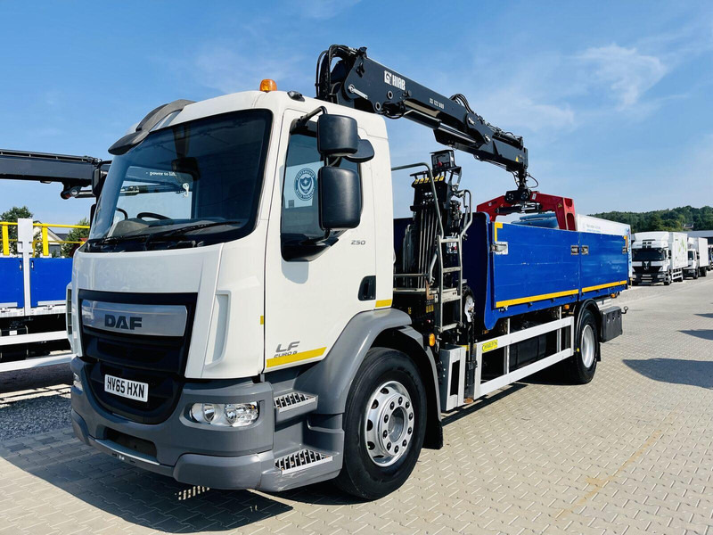 DAF LF CF 250 Right Handed - شاحنات مسطحة, شاحنة كرين: صورة 2 DAF LF CF 250 Right Handed - شاحنات مسطحة, شاحنة كرين: صورة 2