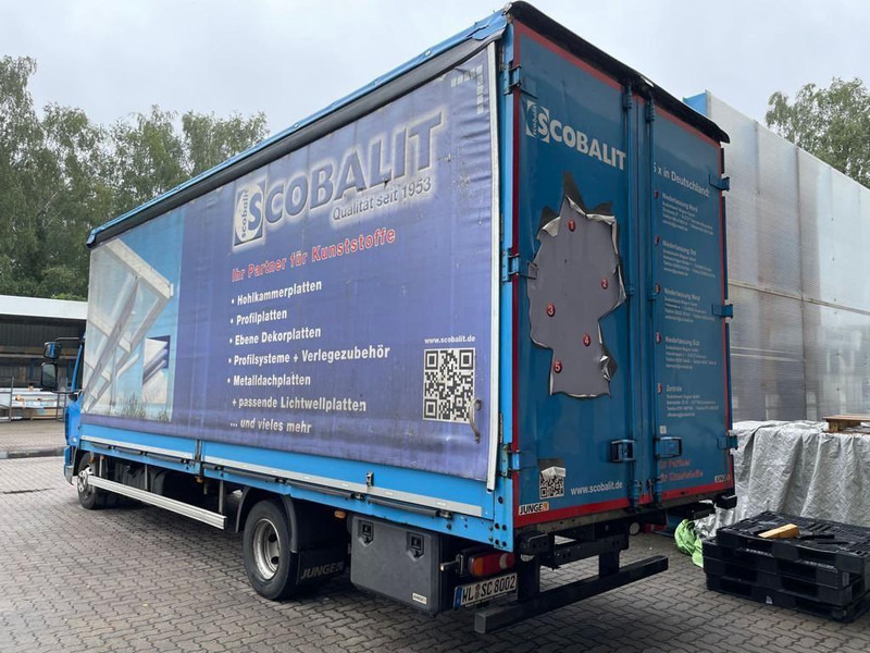 DAF LF210 FA - شاحنة صندوقية: صورة 4 DAF LF210 FA - شاحنة صندوقية: صورة 4