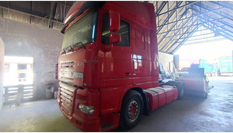 DAF XF 105.460 Lowdeck - MEGA - رأس تريلا: صورة 1 DAF XF 105.460 Lowdeck - MEGA - رأس تريلا: صورة 1