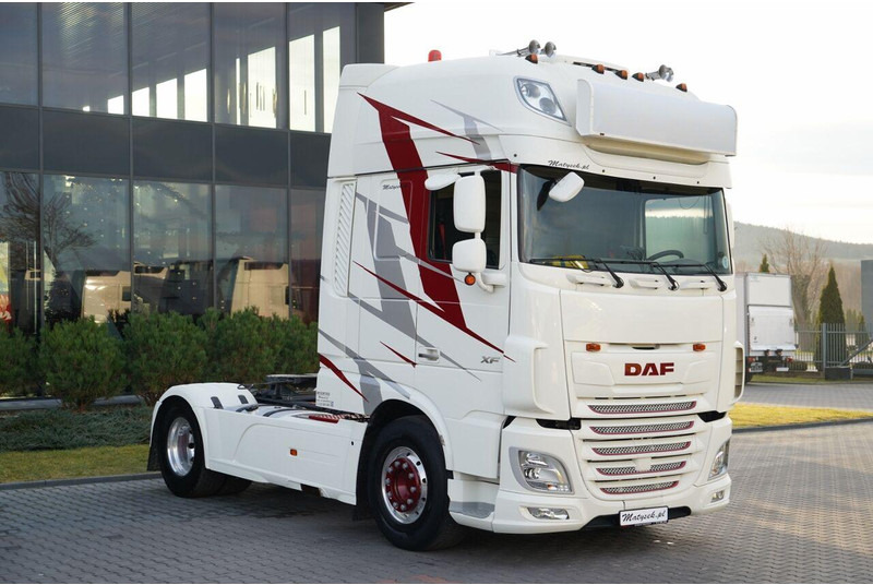 DAF XF 530 / RETARDER / I-PARK COOL / SUPER SPACE CAB / FULL AIRMATI - رأس تريلا: صورة 4 DAF XF 530 / RETARDER / I-PARK COOL / SUPER SPACE CAB / FULL AIRMATI - رأس تريلا: صورة 4