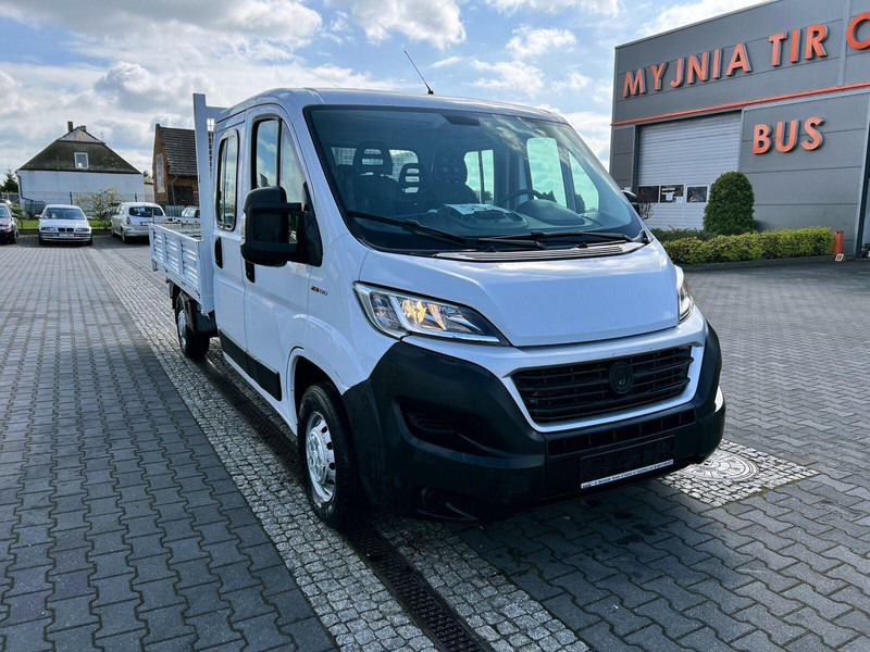 Fiat Ducato Brygadówka Doka 7-miejsc + Skrzynia - شاحنة توصيل مفتوحة, الشاحنات الصغيرة كابينة مزدوجة: صورة 5 Fiat Ducato Brygadówka Doka 7-miejsc + Skrzynia - شاحنة توصيل مفتوحة, الشاحنات الصغيرة كابينة مزدوجة: صورة 5
