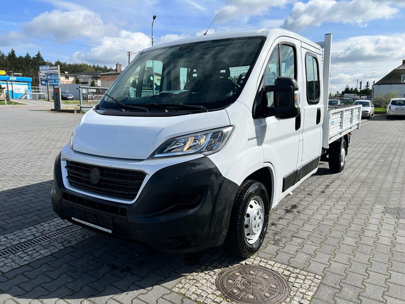 Fiat Ducato Brygadówka Doka 7-miejsc + Skrzynia - شاحنة توصيل مفتوحة, الشاحنات الصغيرة كابينة مزدوجة: صورة 1 Fiat Ducato Brygadówka Doka 7-miejsc + Skrzynia - شاحنة توصيل مفتوحة, الشاحنات الصغيرة كابينة مزدوجة: صورة 1
