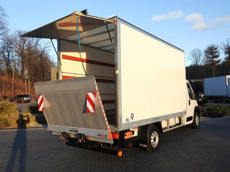 Fiat Ducato KONTENER WINDA 8 PALET TEMPOMAT KLIMATYZACJA 180KM [ X2 - شاحنة بصندوق مغلق: صورة 3 Fiat Ducato KONTENER WINDA 8 PALET TEMPOMAT KLIMATYZACJA 180KM [ X2 - شاحنة بصندوق مغلق: صورة 3