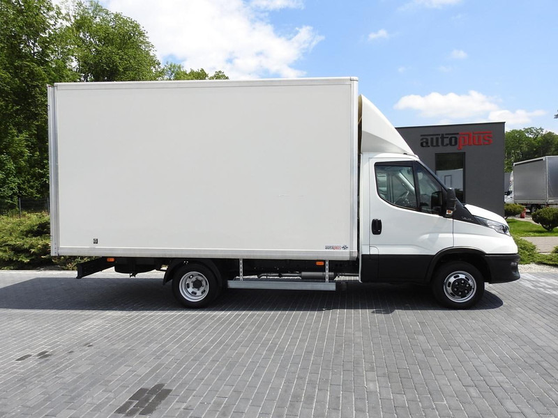 شاحنة بصندوق مغلق Iveco DAILY 35C14 KONTENER 8 PALET TEMPOMAT KLIMATYZACJA  BLIŹNIACZE K: صورة 7 شاحنة بصندوق مغلق Iveco DAILY 35C14 KONTENER 8 PALET TEMPOMAT KLIMATYZACJA  BLIŹNIACZE K: صورة 7