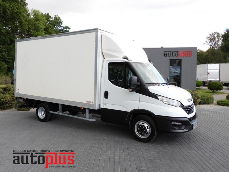 Iveco DAILY 35C16 KONTENER WINDA 8 PALET TEMPOMAT BLIŹNIACZE KOŁA KLIM - شاحنة بصندوق مغلق: صورة 1 Iveco DAILY 35C16 KONTENER WINDA 8 PALET TEMPOMAT BLIŹNIACZE KOŁA KLIM - شاحنة بصندوق مغلق: صورة 1